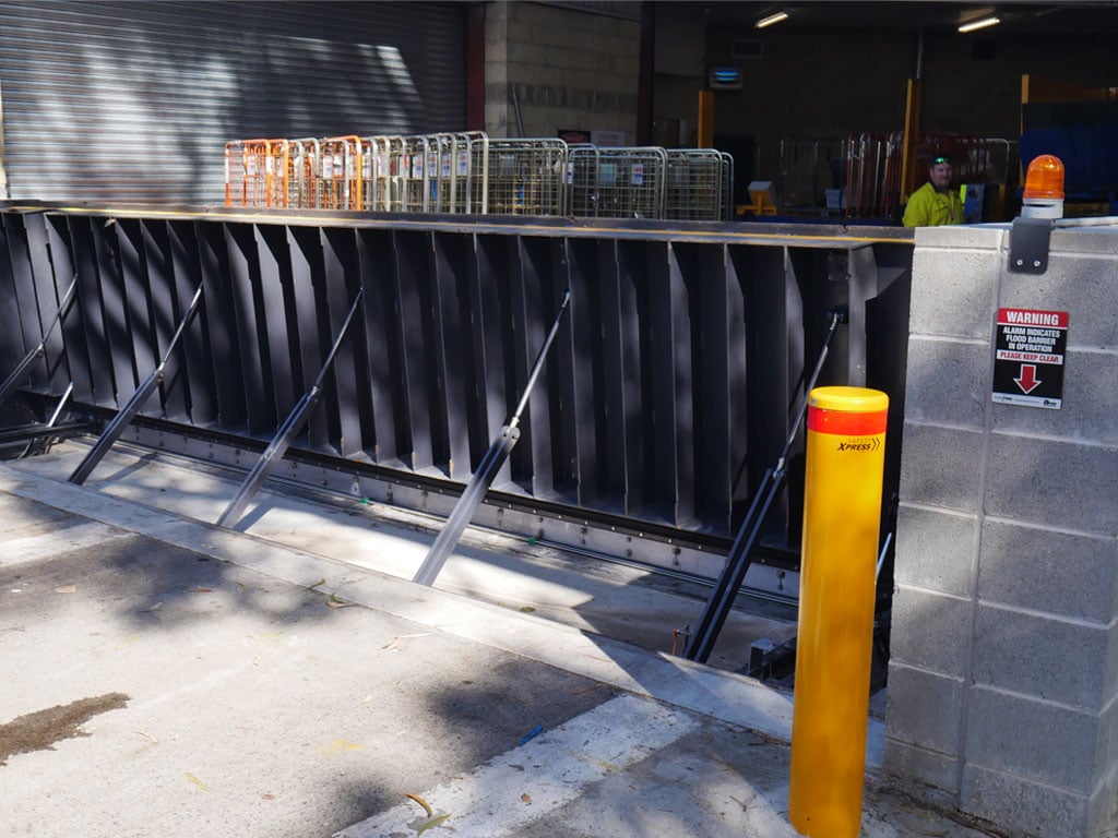 shopping-centre_flood-barrier-htfb-